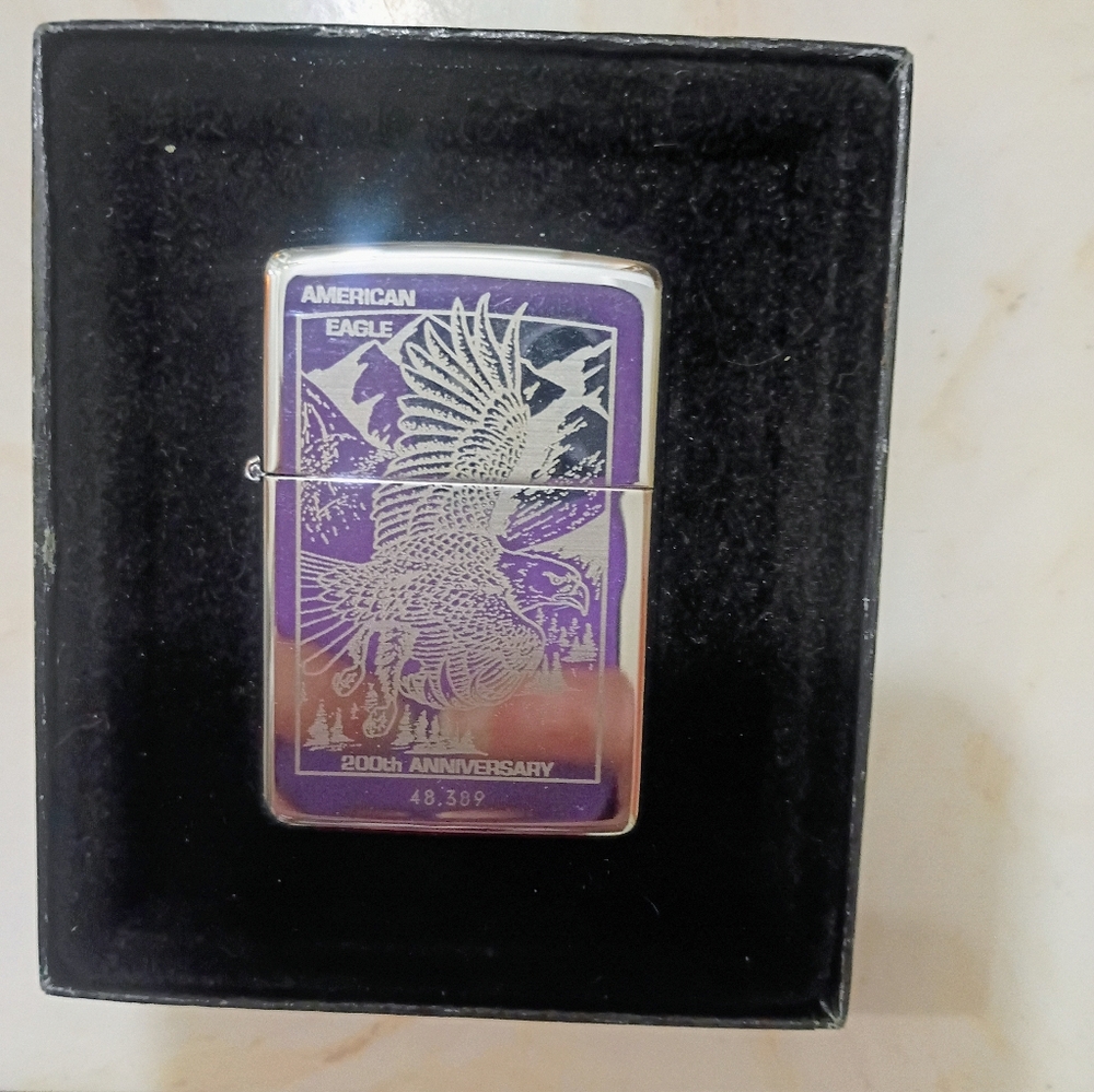 American Eagle 200th Anniversary Lighter - Picture 5 of 5